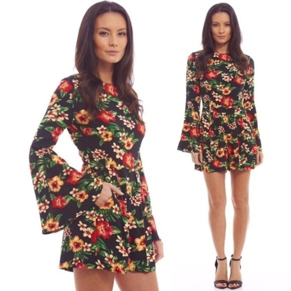 AX Paris Donna Floral Romper - Picture 1 of 8